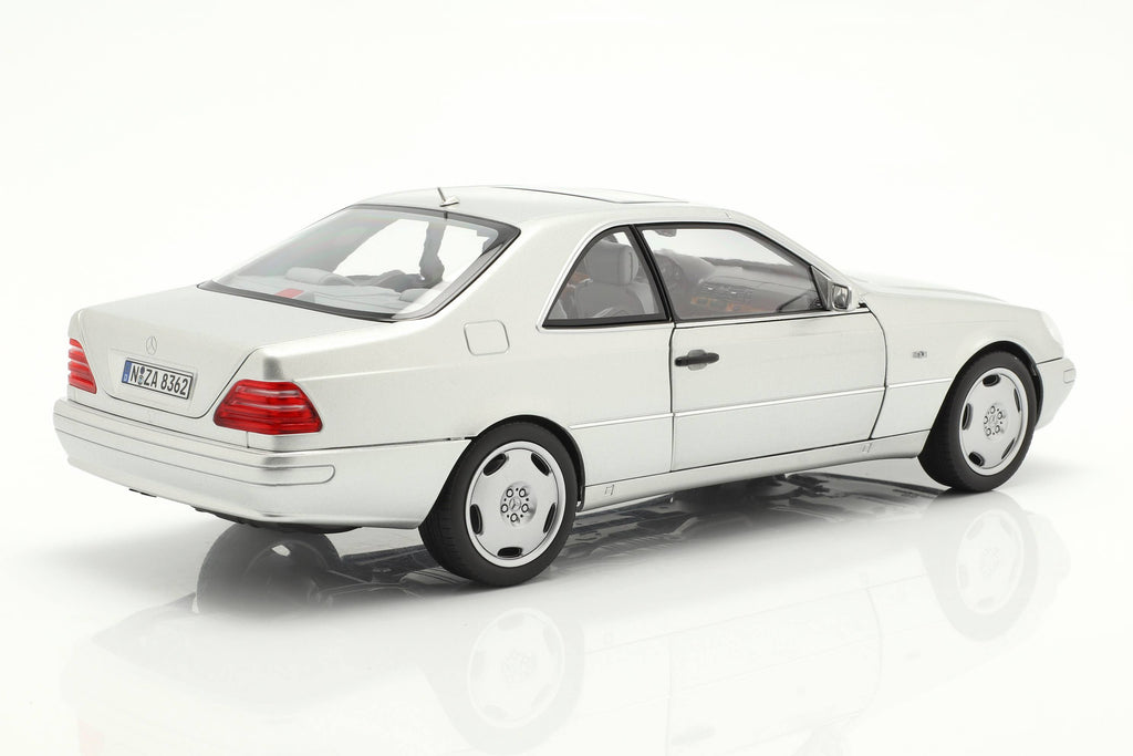 Metallic Silver 1/18 Diecast Model Car R3929