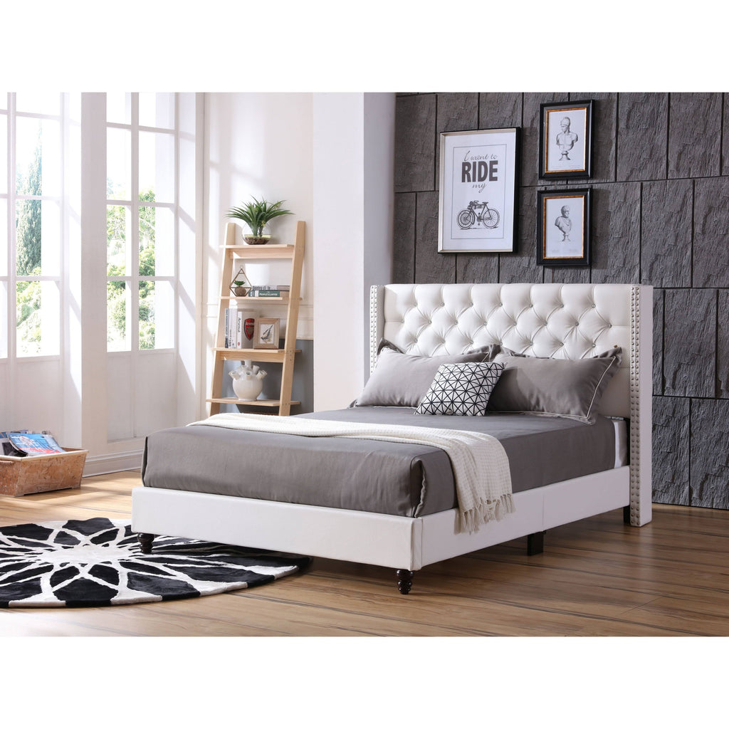 Tan King Bed S561865