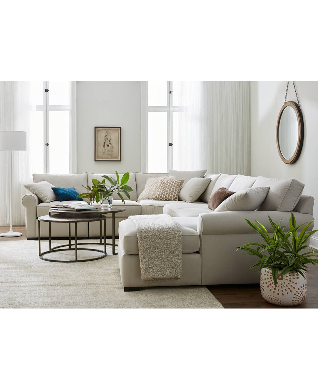 Round End Table M214610