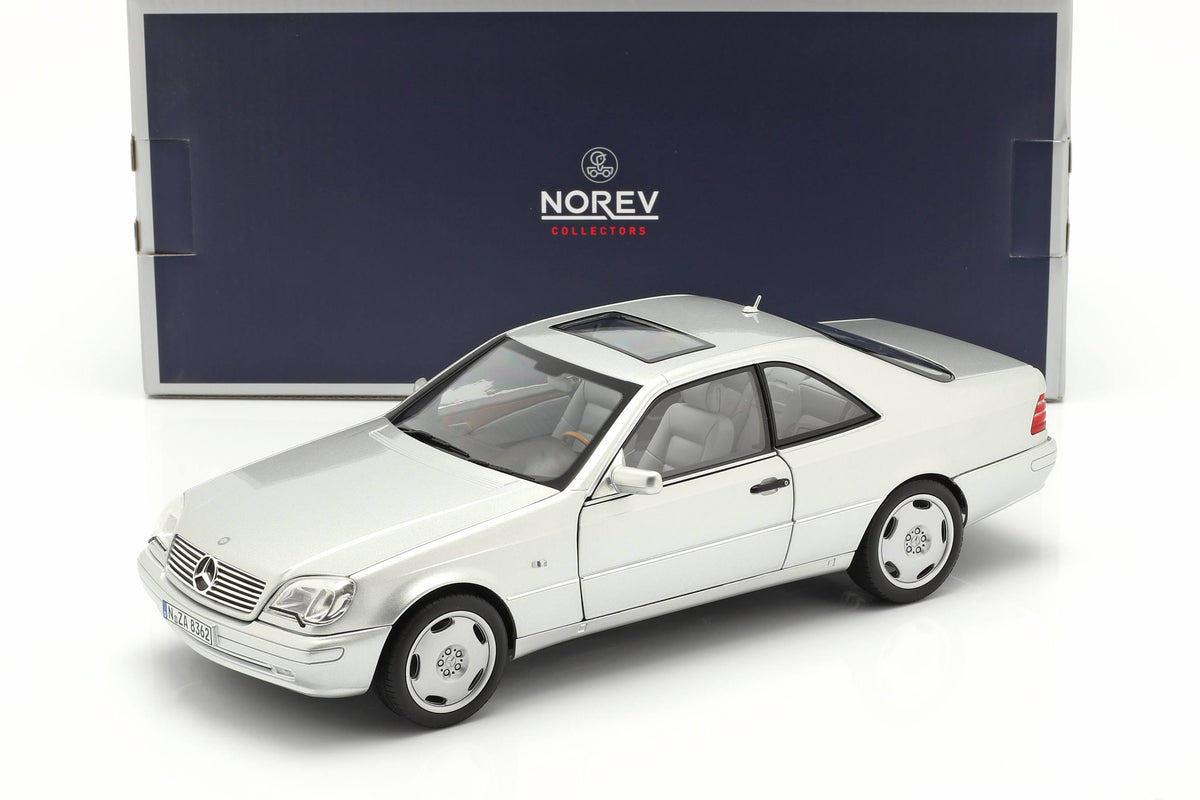Metallic Silver 1/18 Diecast Model Car R3929