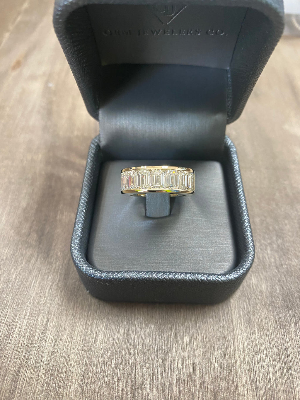 Channel Set Emerald Cut Diamond Eternity Band H706783