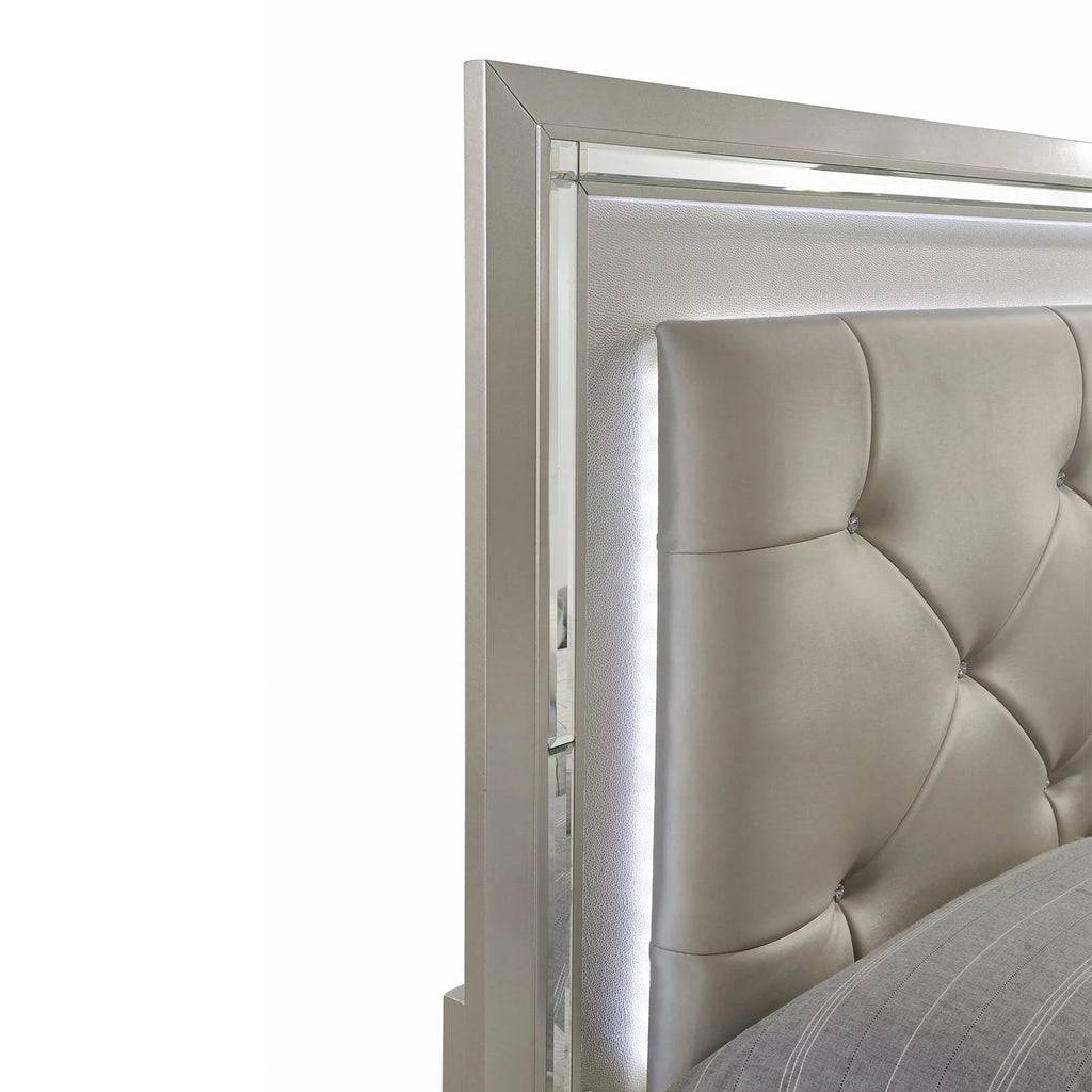 King Panel Bed C347579
