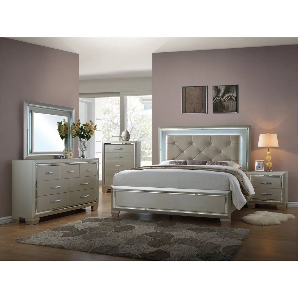 King Panel Bed C347579
