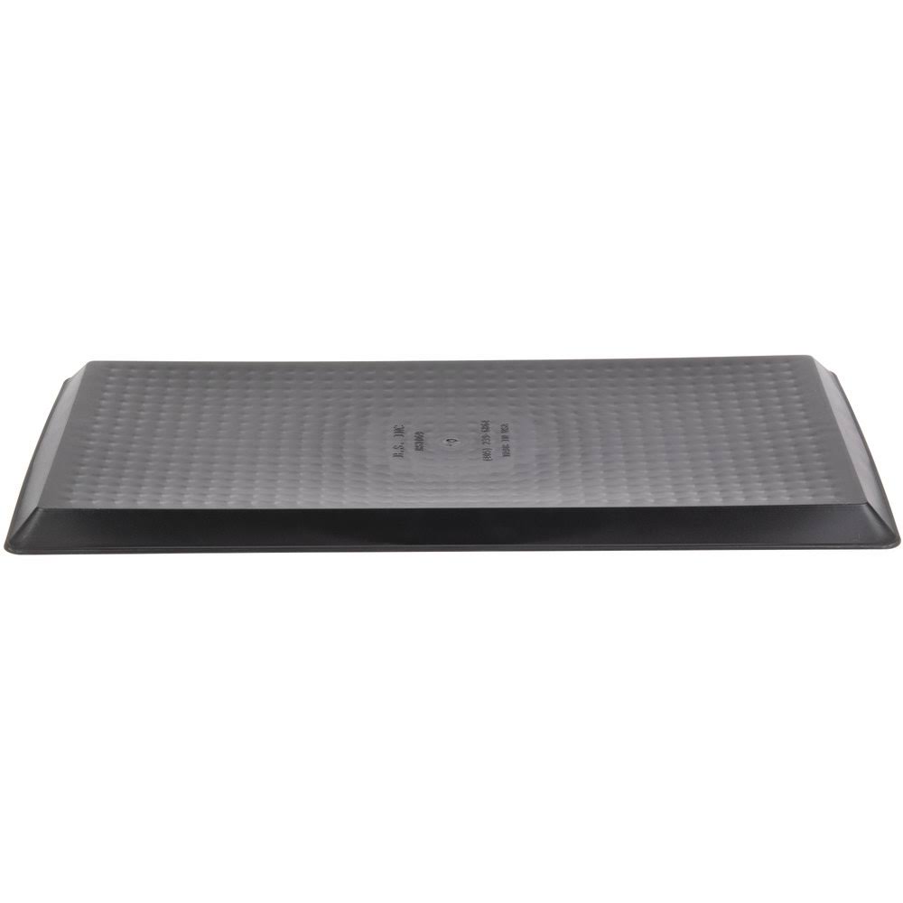 Charcoal Polypropylene Pizza Tray - 12/Case N126