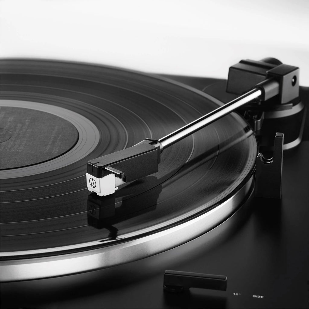Automatic Stereo Turntable Black J72130