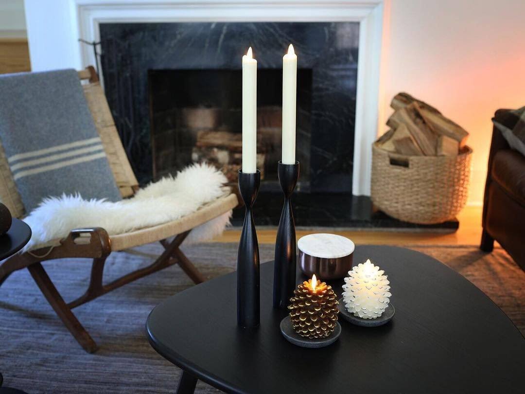 Flameless Pine Cone Candle L93687