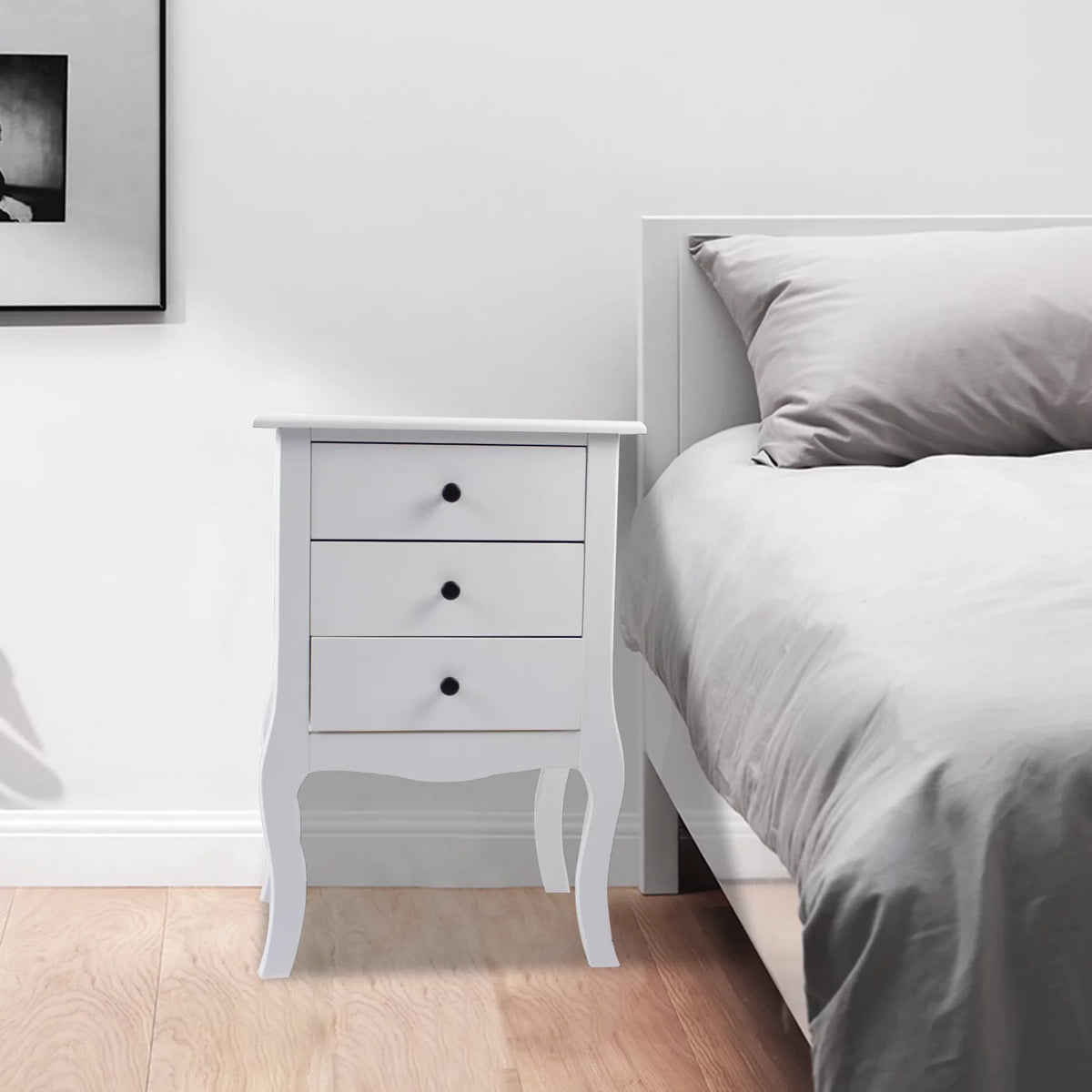 3 Drawer Narrow Nightstand Z7331