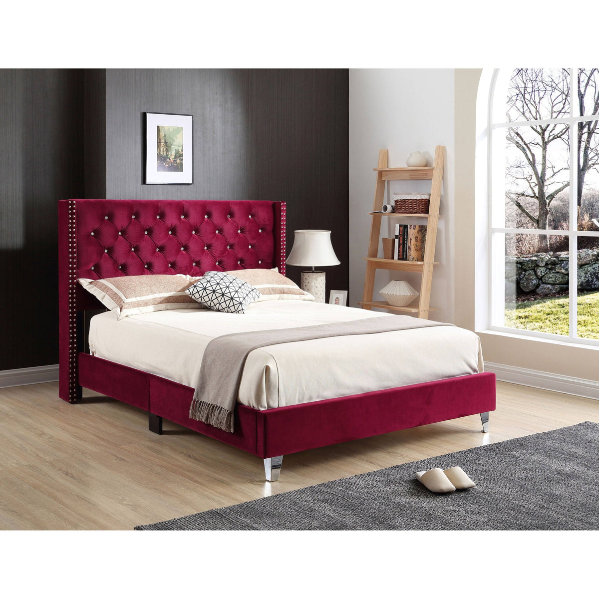 Tan King Bed S561865