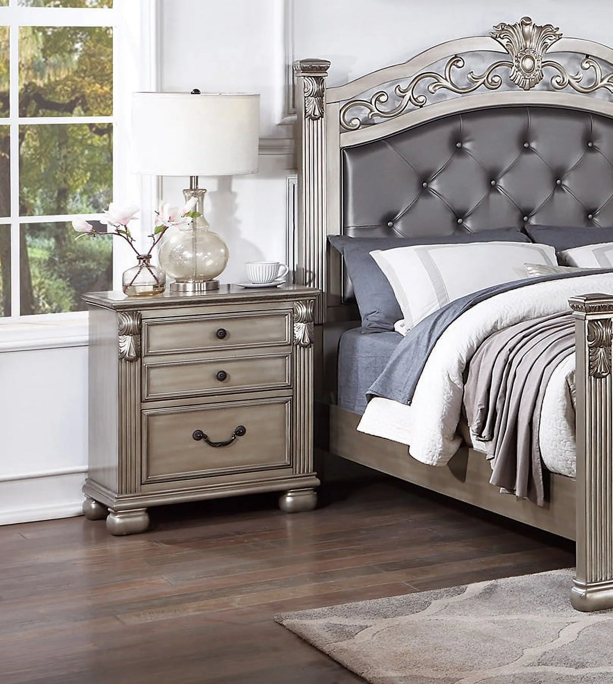 Cal King Size Tufted Fabric Bed 3pc Set with 2 Nightstands Grey B31657