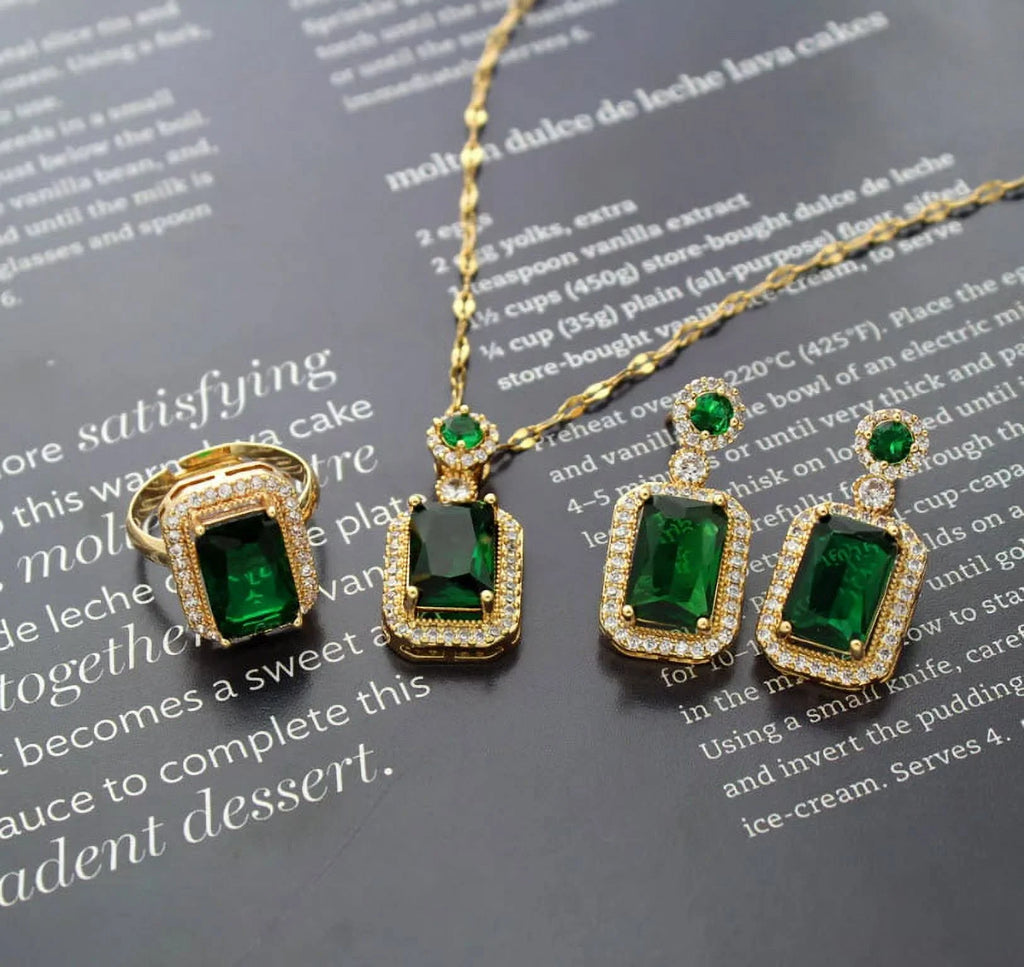3Pcs/Set Iced Out Cubic Zirconia Green Gemstone Ring Necklace Earrings Gold Plated Jewelry Sets Q3103