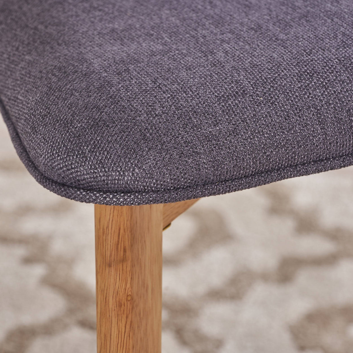 Set of 2 Light Beige Fabric Dining Chairs with Natural Oak Finish S4371