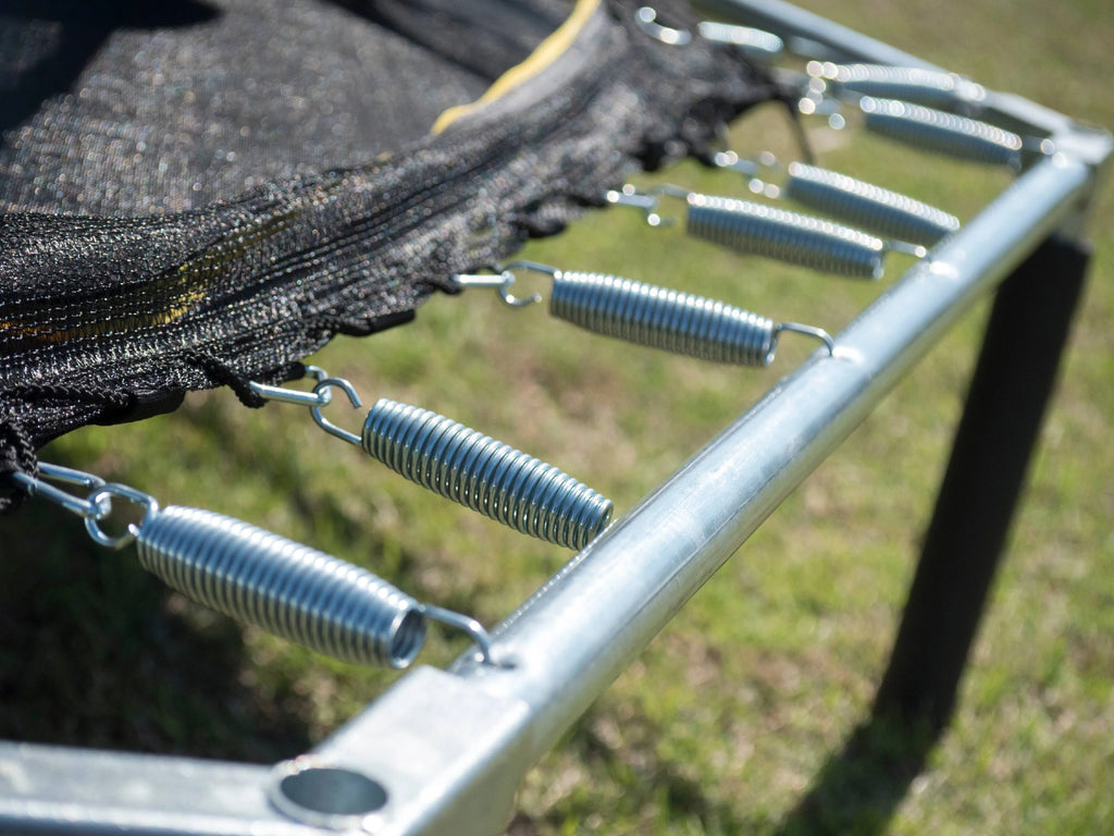 7.5-Foot Trampoline with Enclosure J2591