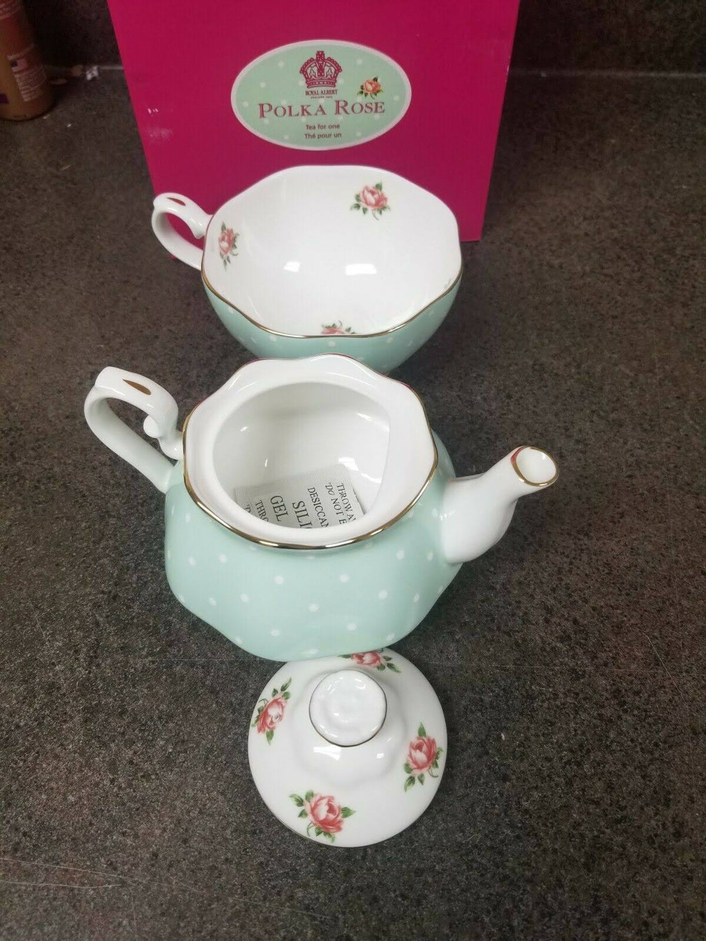 Tea for One D173686
