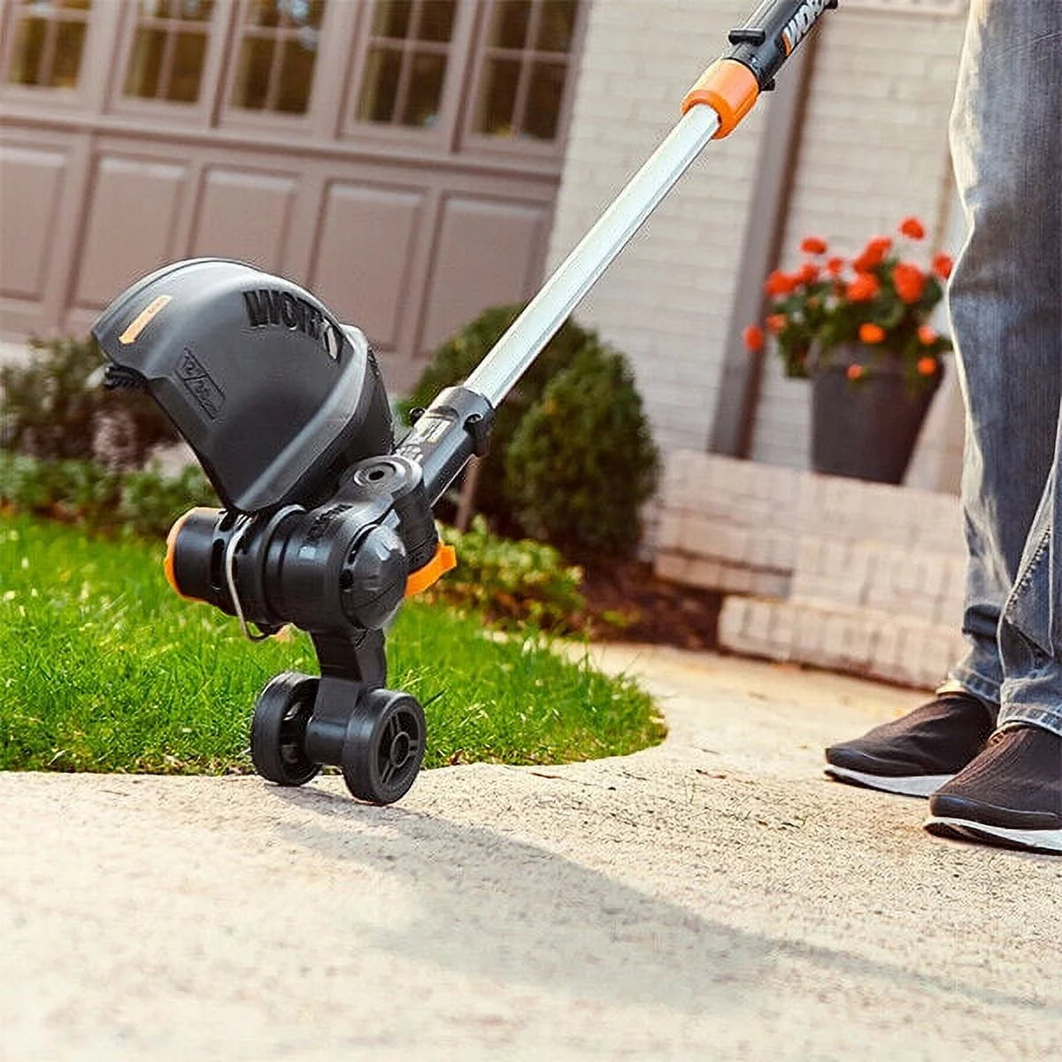 20V Cordless String Trimmer E745138