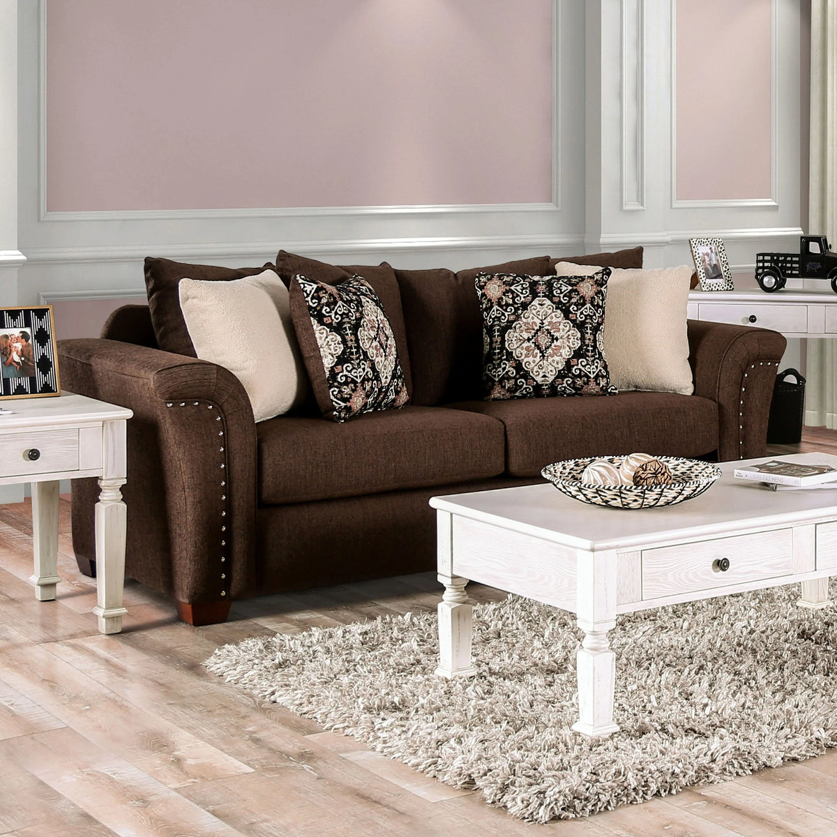 Traditional Fabric Upholstered 2-Piece Sofa Set M915