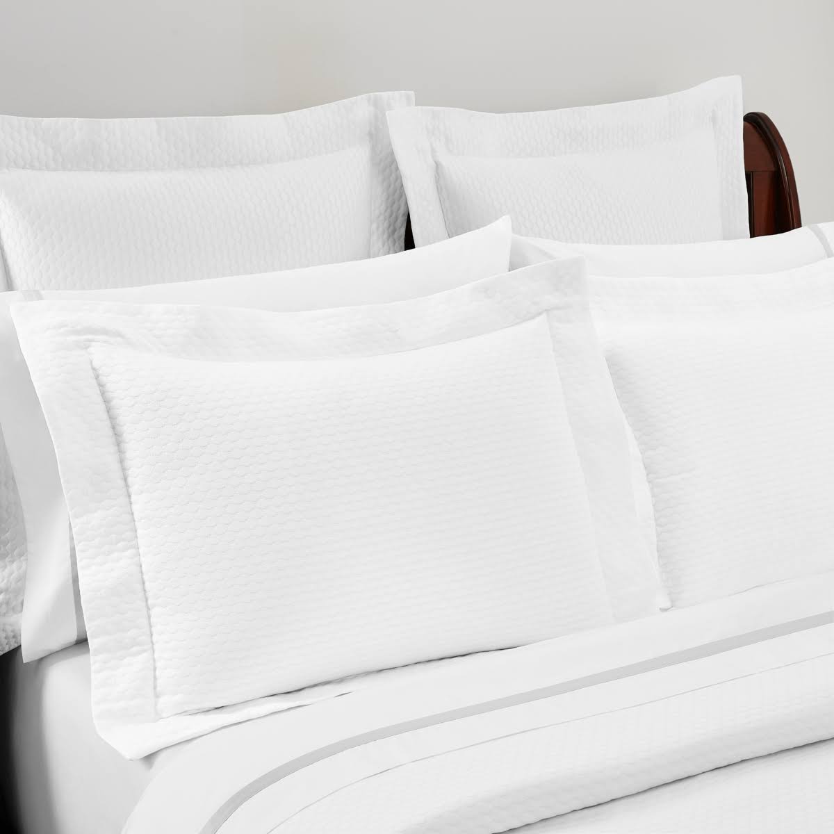 Ivory Standard Sham P26096